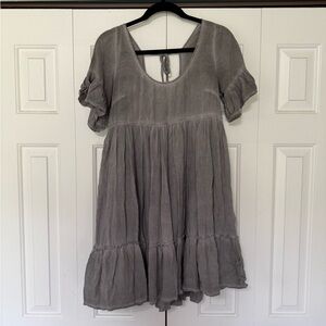 Entro Gray Puff Sleeve Tiered Midi Dress